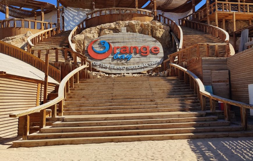 Hurghada: Orange Bay + Parasailing Adventure, Snorkeling and Lunch